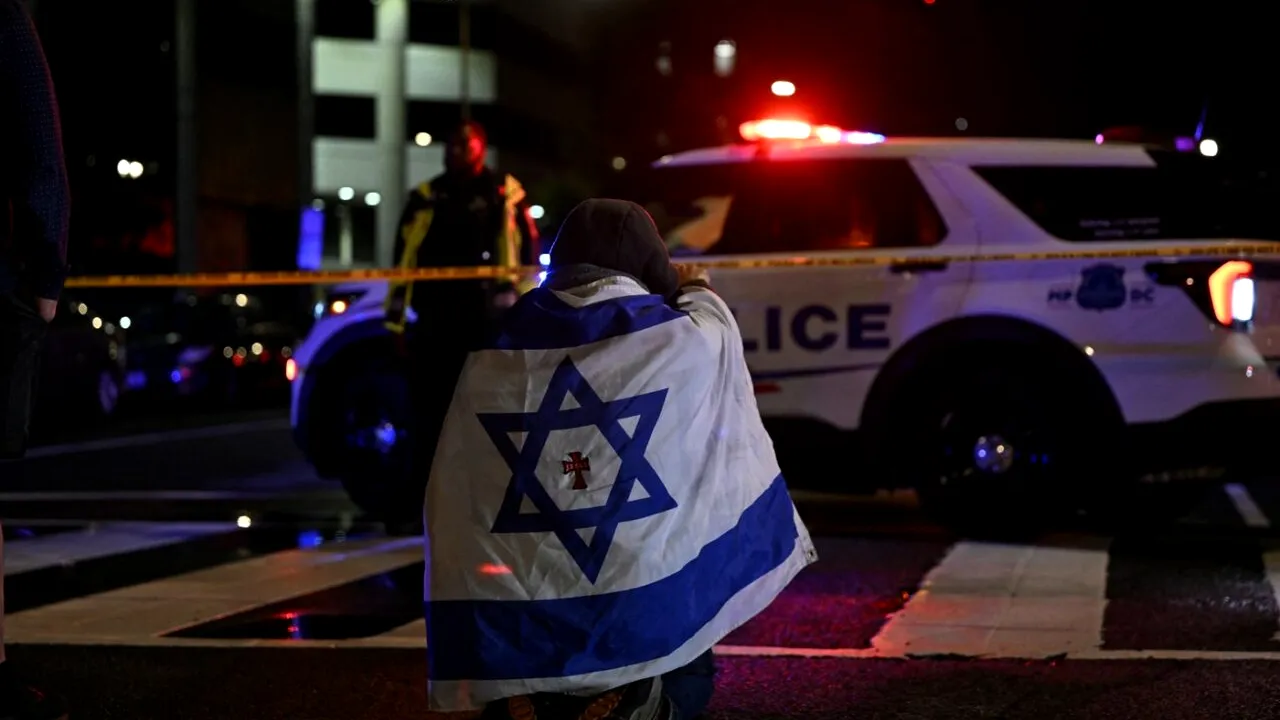ATAC armat în fața Muzeului Evreiesc din Washington: Doi angajați ai ambasadei israeliene uciși. Suspectul a strigat „Palestina liberă”