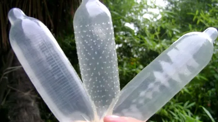 Unul dintre cei mai bogați oameni ai planetei investește în prezervative mai performante