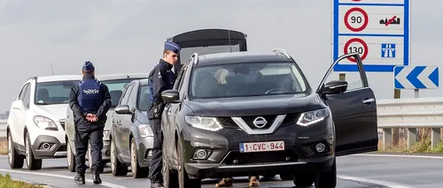 Doi polițiști belgieni, prinși în Franța în timp ce transportau imigranți