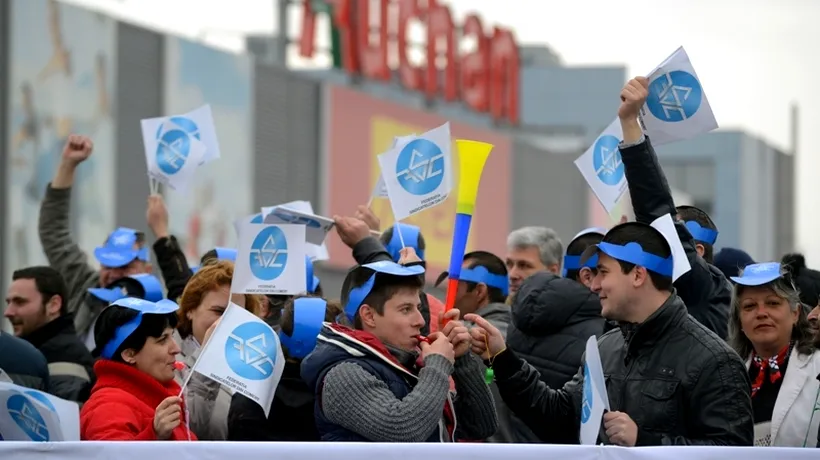 Sediul Auchan pichetat de 200 de angajați care au cerut respectarea dreptului de a adera la sindicat. Reacția patronatului 