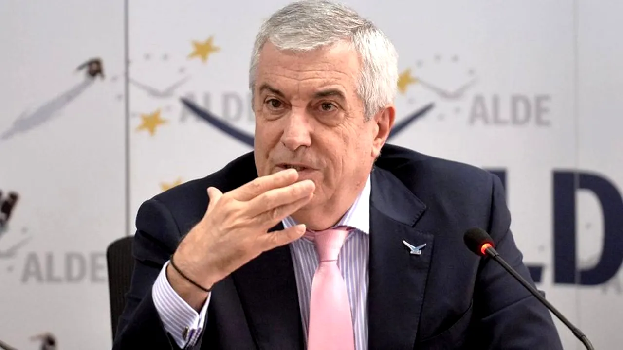 Călin Popescu Tăriceanu: „A început școala! Cele mai multe școli au rămas la fel de triste, fără toalete, dar cu „pepsiglasuri” pe bănci!”