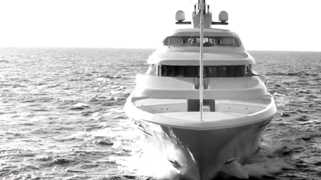 Vladimir Putin a ordonat transferul iahtului său chiar înainte de invadarea Ucrainei. Unde se află acum bijuteria lui Putin?