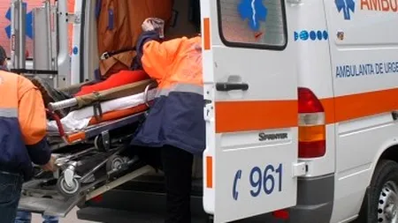 Adolescent de 15 ani din Bacău, la spital după ce a fost lovit de un autobuz pe trotuar