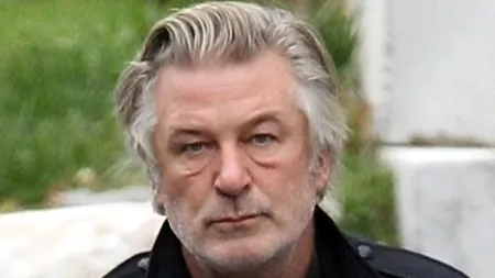 Alec Baldwin, în boxa acuzaților. Ce pedeapsă cu ÎNCHISOAREA riscă să primească
