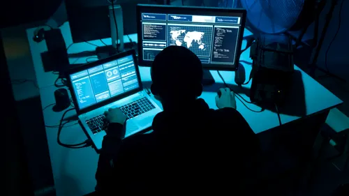 Avertisment CERT-RO. Experții în securitate cibernetică au descoperit o nouă campanie de fraudă pe OLX. Atacatorii extrag datele de pe card