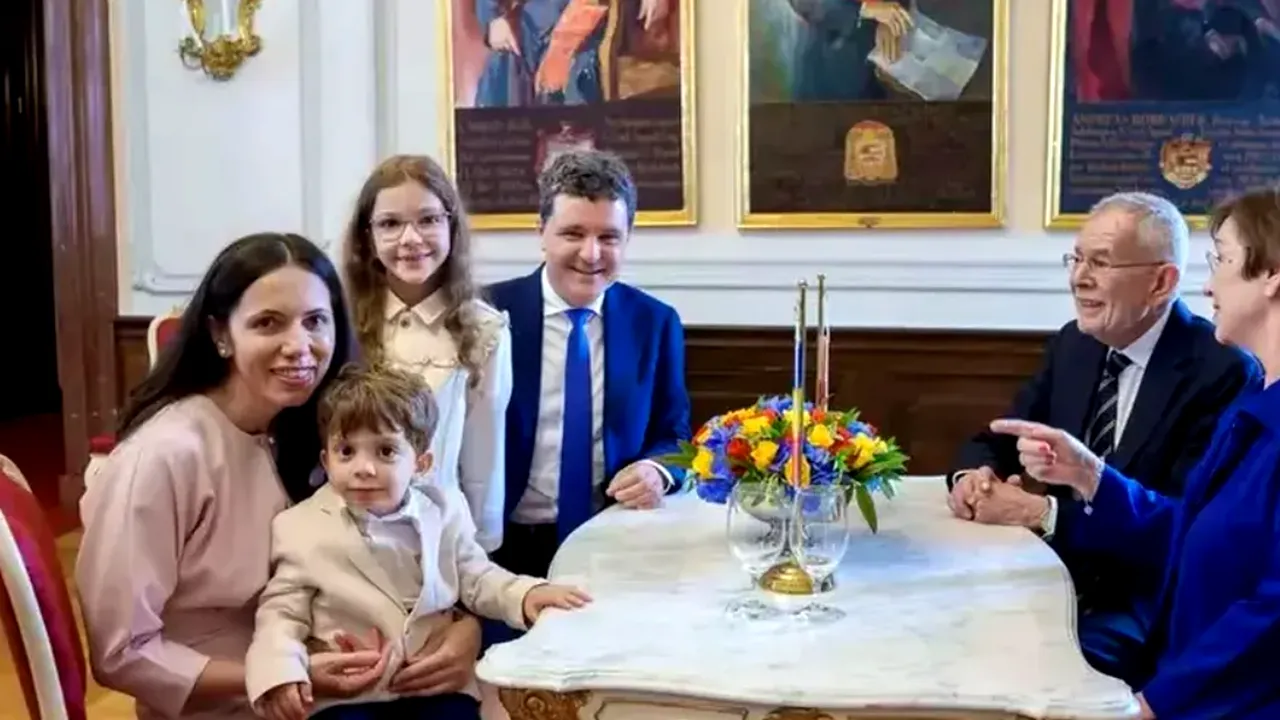 Cât costă rochia purtată de Mirabela Grădinaru la vizita din Austria. A furat toate privirile la Festivalul de la Salzburg