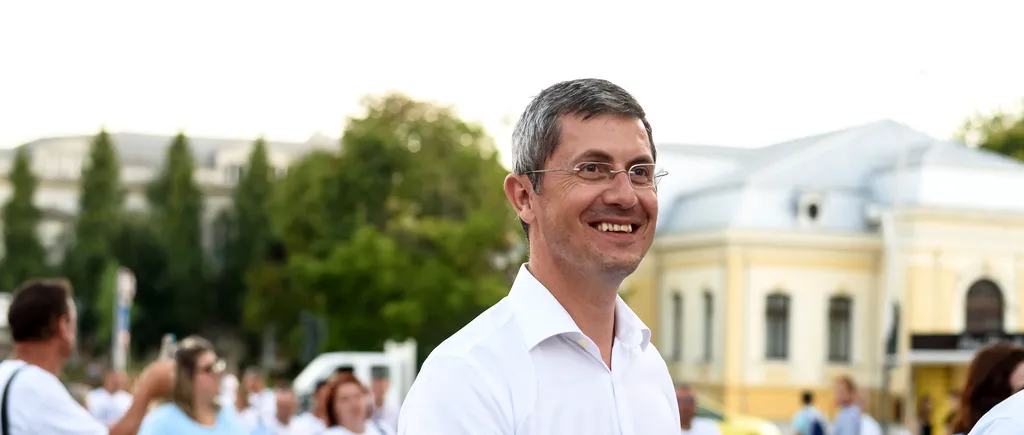 Dan Barna, campanie electorală chiar și de 1 Decembrie! Ce le transmite românilor liderul USR PLUS