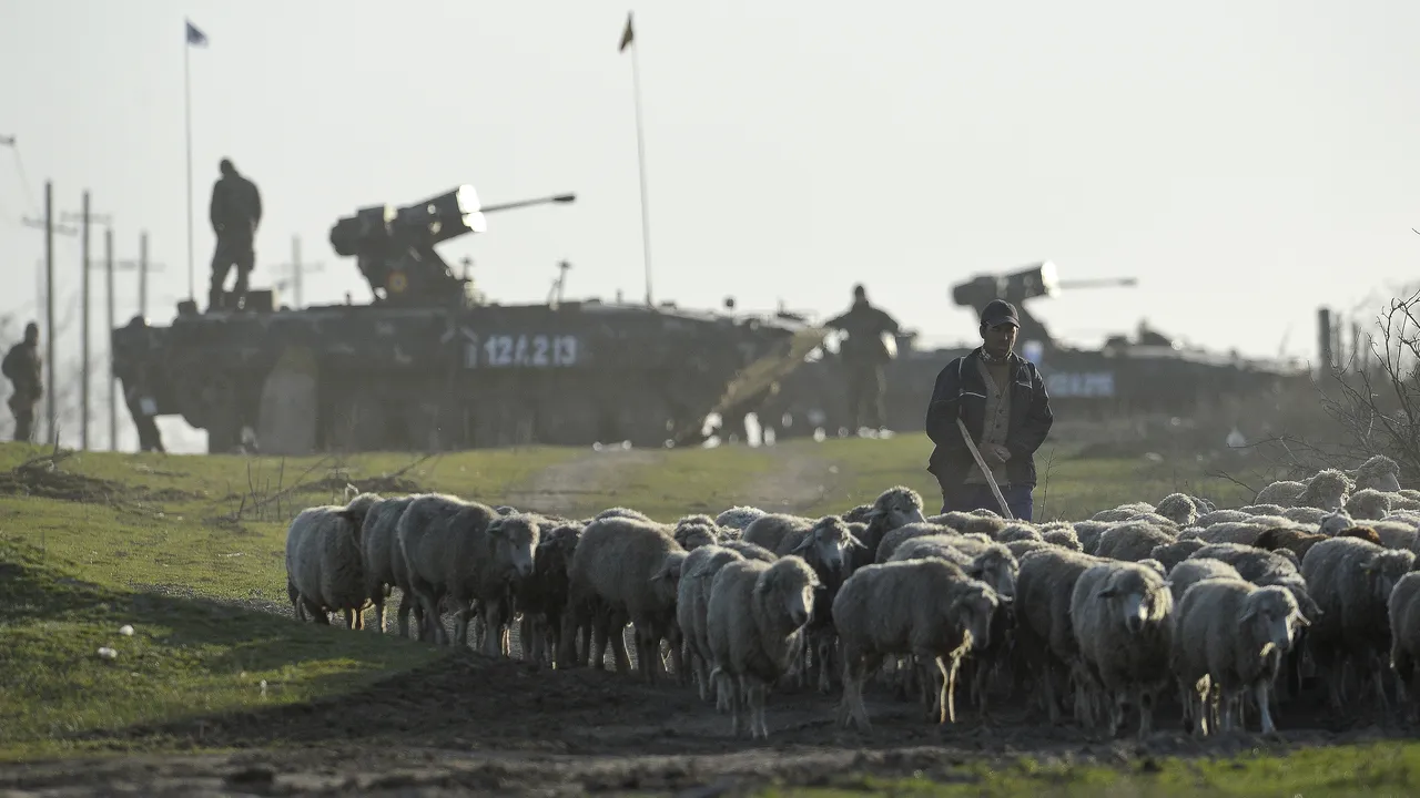 Poate să vină și APOCALIPSA, noi vom fi avertizați. Întrebarea e: CE FACEM?