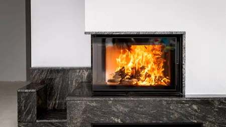 (P) Ai grijă de șemineul tău și bucură-te de nopți magice și călduroase întreaga viață!