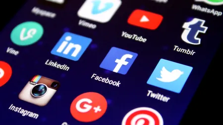 Dacă le ai instalate, ai face bine să le elimini imediat. False aplicații de editare foto din Google Play, folosite pentru a fura banii utilizatorilor