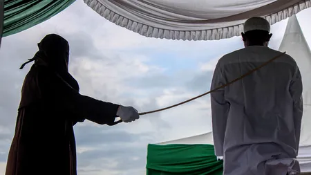 Sistemul Sharia ia amploare. O țară a adoptat din nou legea „BICIUIRII până la MOARTE