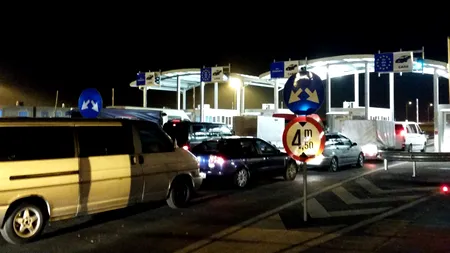 Aglomerație la frontiera cu Ungaria. Românii care vin acasă de sărbători stau și șase ore la cozi