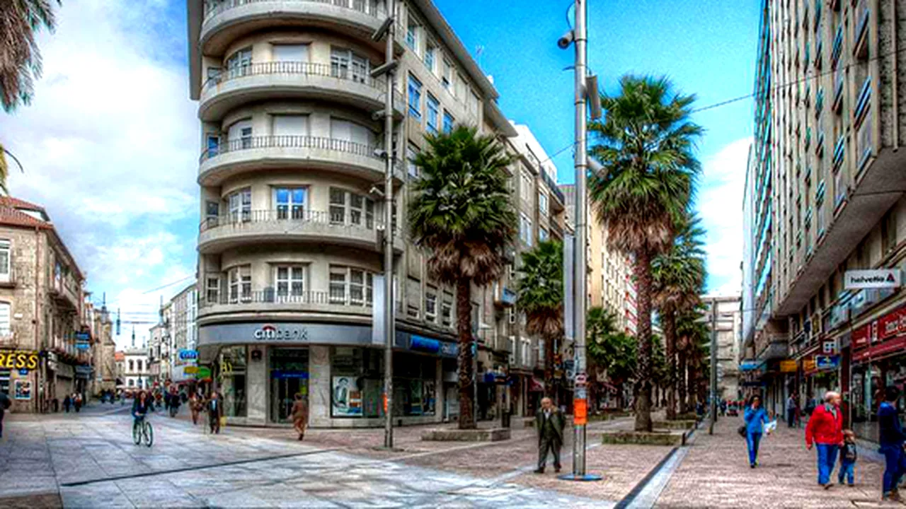 Cum SE DESCURCĂ oamenii în SINGURUL oraș din lume unde S-AU INTERZIS MAȘINILE: Pentru mine, aici e Paradisul