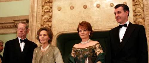 Imagini de la nunta principesei Margareta cu Radu Duda. Ce rochie specială a purtat mireasa