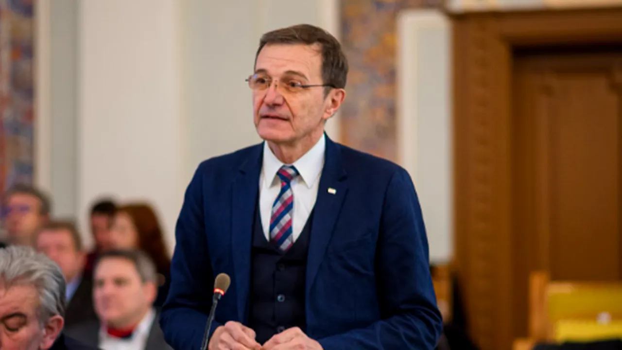 Q Magazine| Ioan Aurel Pop: Propun Parlamentului să desființeze Academia și să decreteze moartea științei