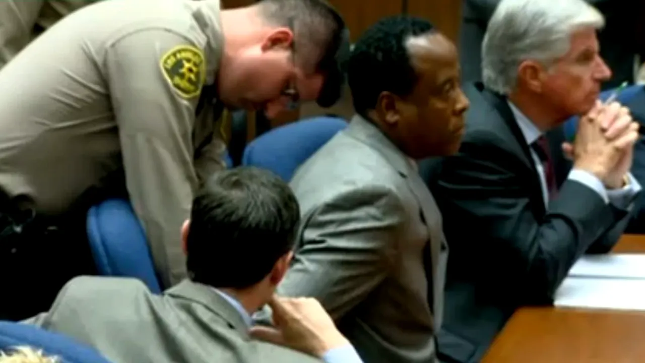 Debbie Rowe, despre Conrad Murray: Nu l-aș împușca, dar aș cumpăra glonțul care l-ar ucide