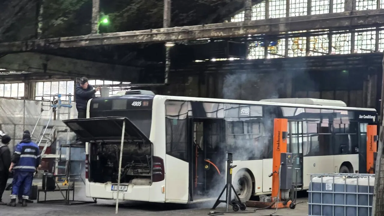 Primarul Ciprian Ciucu confirmă informațiile relatate de Gândul cu dezastrul din autobazele STB. Cum arată autobuzele de la „Floreasca”