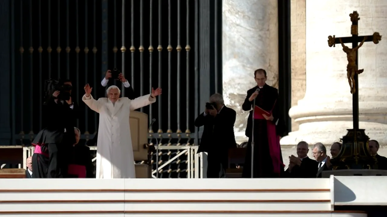 Papa Benedict al XVI-lea, la ultima audiență: Au fost vremuri când părea că Dumnezeu doarme