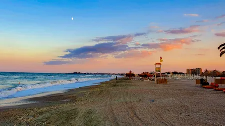 Locul sălbatic de pe litoralul românesc aflat la 30 km de Constanța. Plaja ascunde o zonă cu o temperatură constantă de 10°C, vara