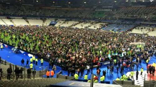 Din cauza atentatelor, echipa Germaniei a petrecut noaptea de vineri spre sâmbătă în vestiare, la Stade de France