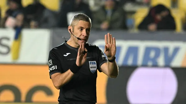 FC Argeș, comunicat dur după iureșul de la meciul cu Petrolul. Arbitrul și CCA, la judecată. Ce se cere dacă echipa ratează play-off-ul