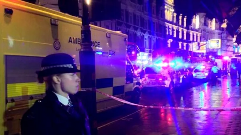 Acoperișul unui teatru din centrul Londrei s-a prăbușit în timpul unui spectacol. Poliția anunță numeroase victime