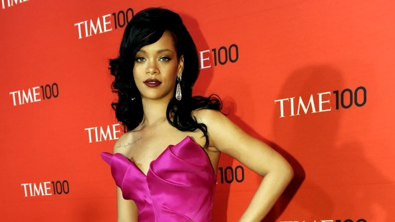 Rihanna, internată într-o clinică americană, cu simptome de epuizare și deshidratare
