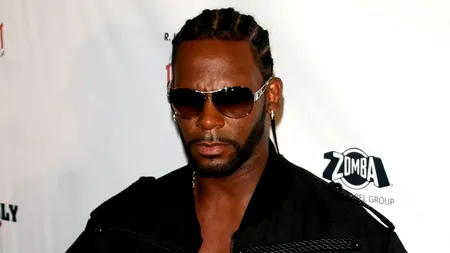 Cântărețul R. Kelly a fost condamnat la 30 de ani de închisoare pentru abuz sexual