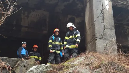 Un bărbat a murit după ce barca în care se afla, la un concurs de rafting pe râul Jiu, s-a răsturnat. Trei bărci cu 21 de persoane au fost implicate