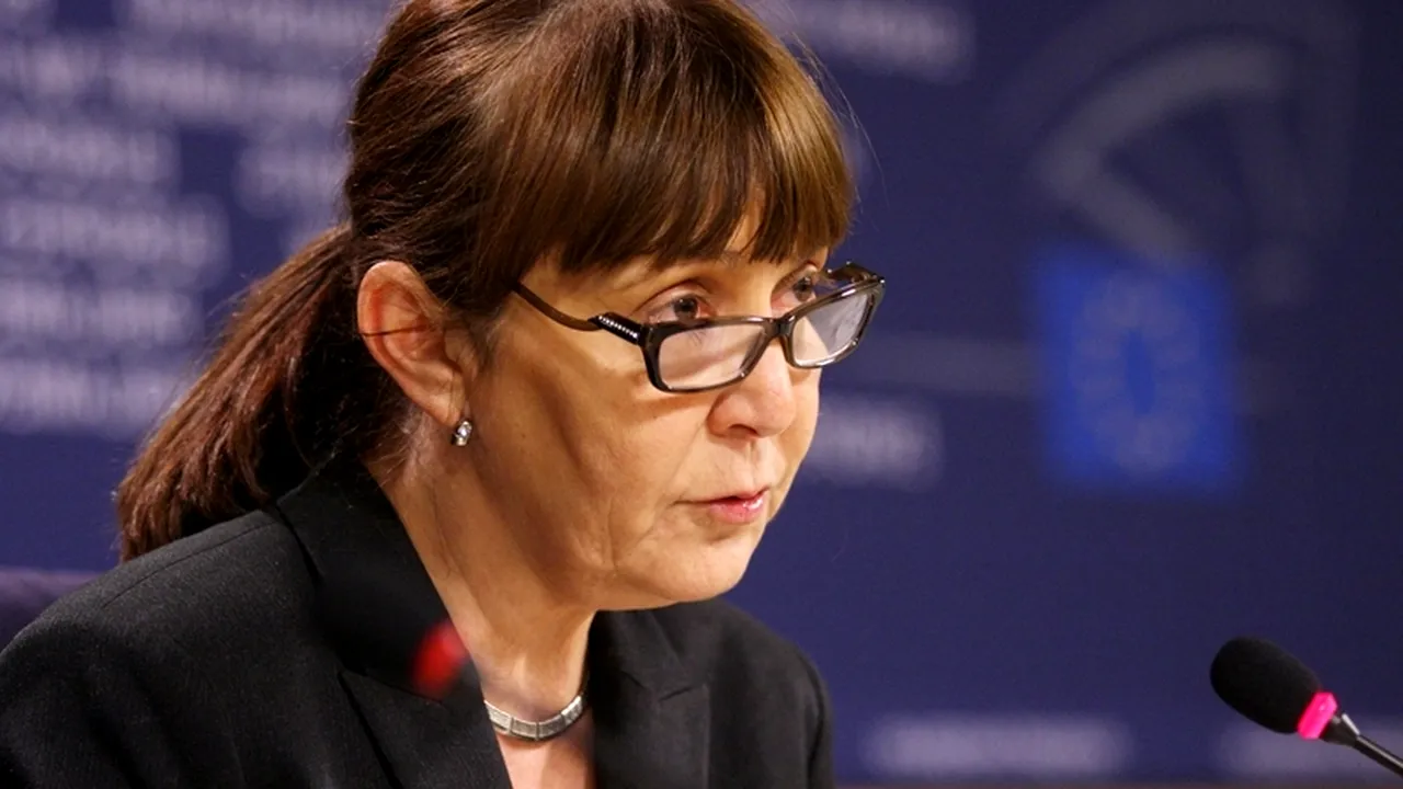 AEP a găsit 118.000 de voturi multiple la referendum, dar Monica Macovei rămâne cu gândul la cele 1,5 milioane despre care vorbea în PE: 