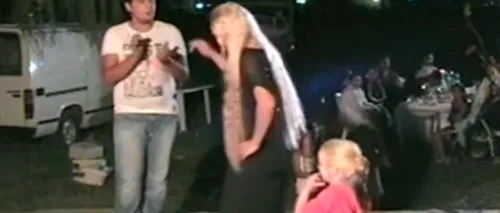 Fetița blondă găsită într-o tabără de romi Grecia era tratată ca un urs dansator - VIDEO