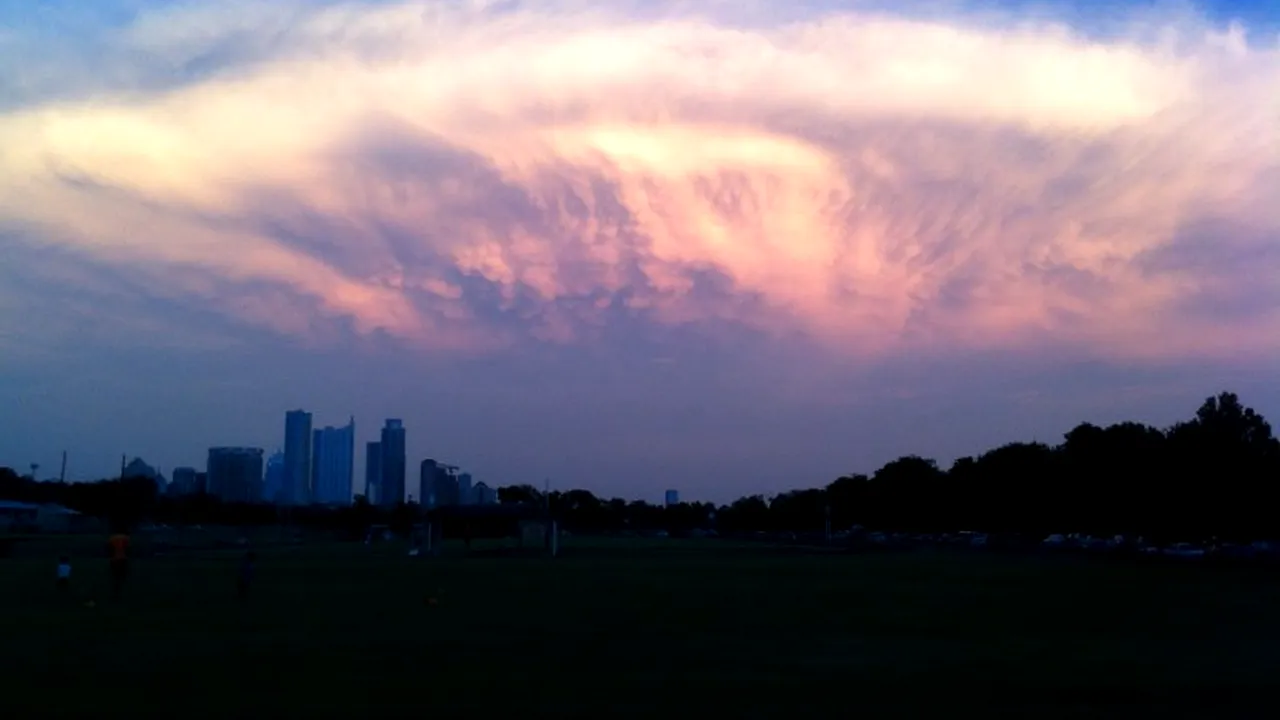 CNN: Un nor toxic s-a format deasupra statului Texas după o scurgere de acid 