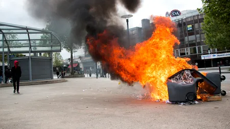 Franța: o luptă pentru putere riscă să arunce Euro 2016 în haos