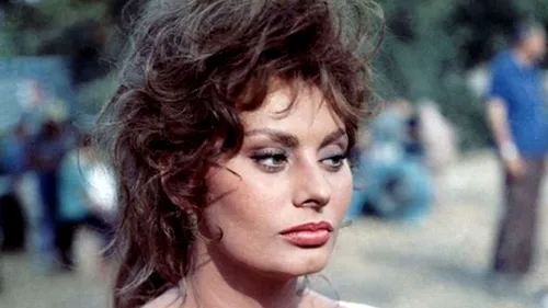 Sophia Loren a refuzat o relație intimă cu John F. Kennedy. În schimb, alte actrițe celebre ar fi acceptat