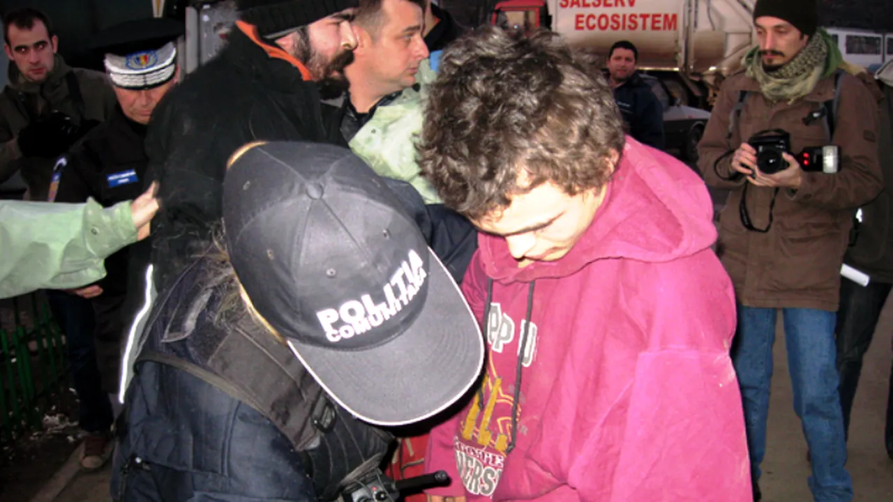 Copiii și tinerii care trăiesc pe stradă sunt abuzați, fumează, consumă alcool și etnobotanice