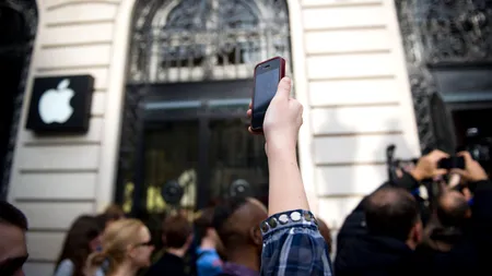 iPHONE 5 ar putea face pentru SUA ceea ce Congresul, Rezerva Federală și Casa Albă nu au reușit