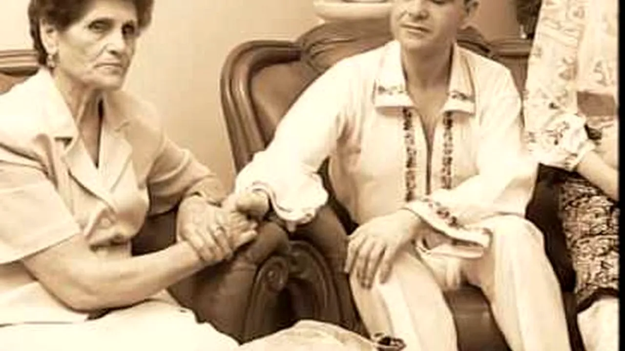 SĂPTĂMÂNA NEAGRĂ a artiștilor din România: după Gyuri și Papaiani, unul dintre CEI MAI ÎNDRĂGIȚI cântăreți români A MURIT. 