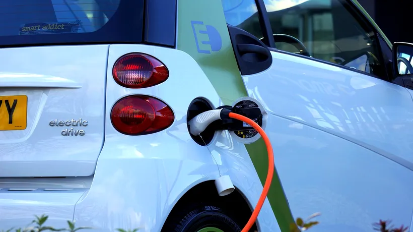 Mai multe benzinării din România vor să instaleze sute de stații de încărcare pentru mașinile electrice, de anul viitor