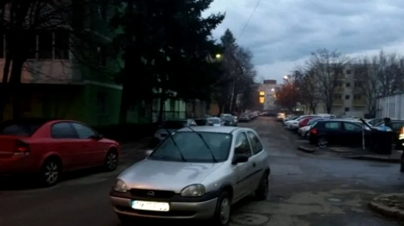 O șoferiță din Timișoara a parcat în mijlocul străzii și a blocat toate ambulanțele