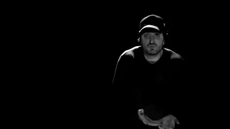 JAZZ 8: Normalizarea prostiei