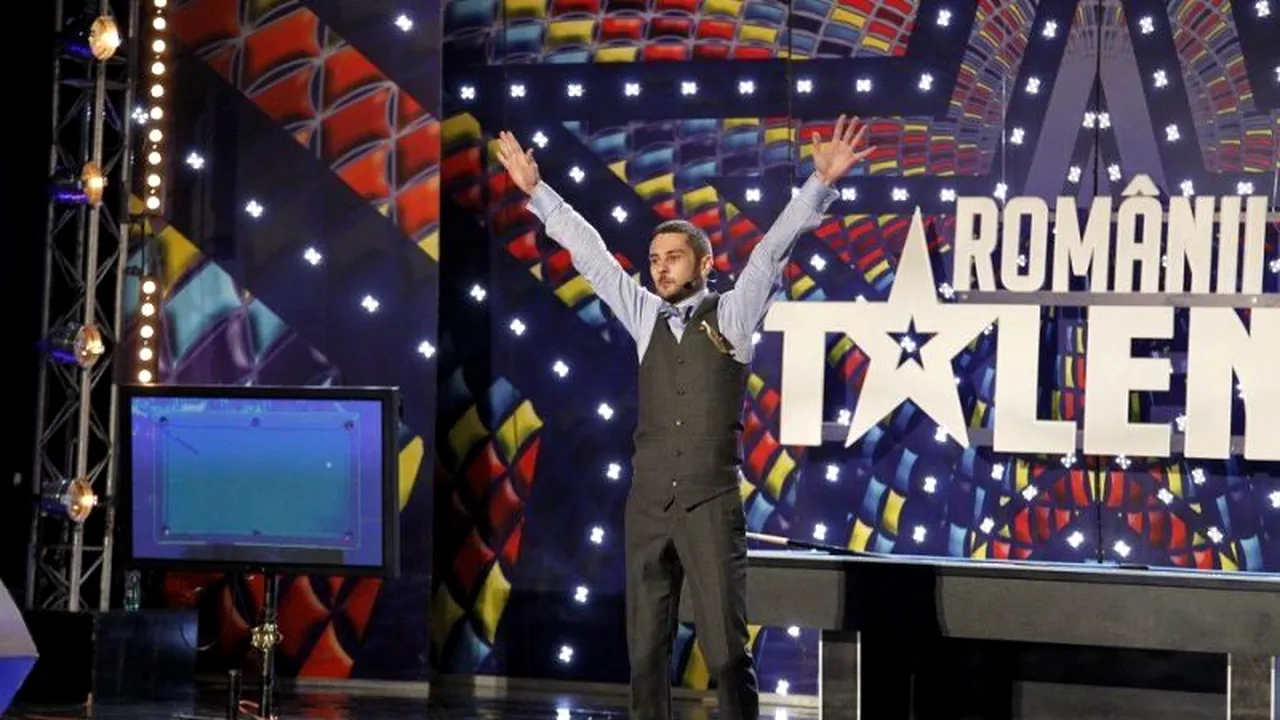 ROMÂNII AU TALENT. Cine este tânărul cu tac care a impresionat o sală întreagă cu talentul său neobișnuit