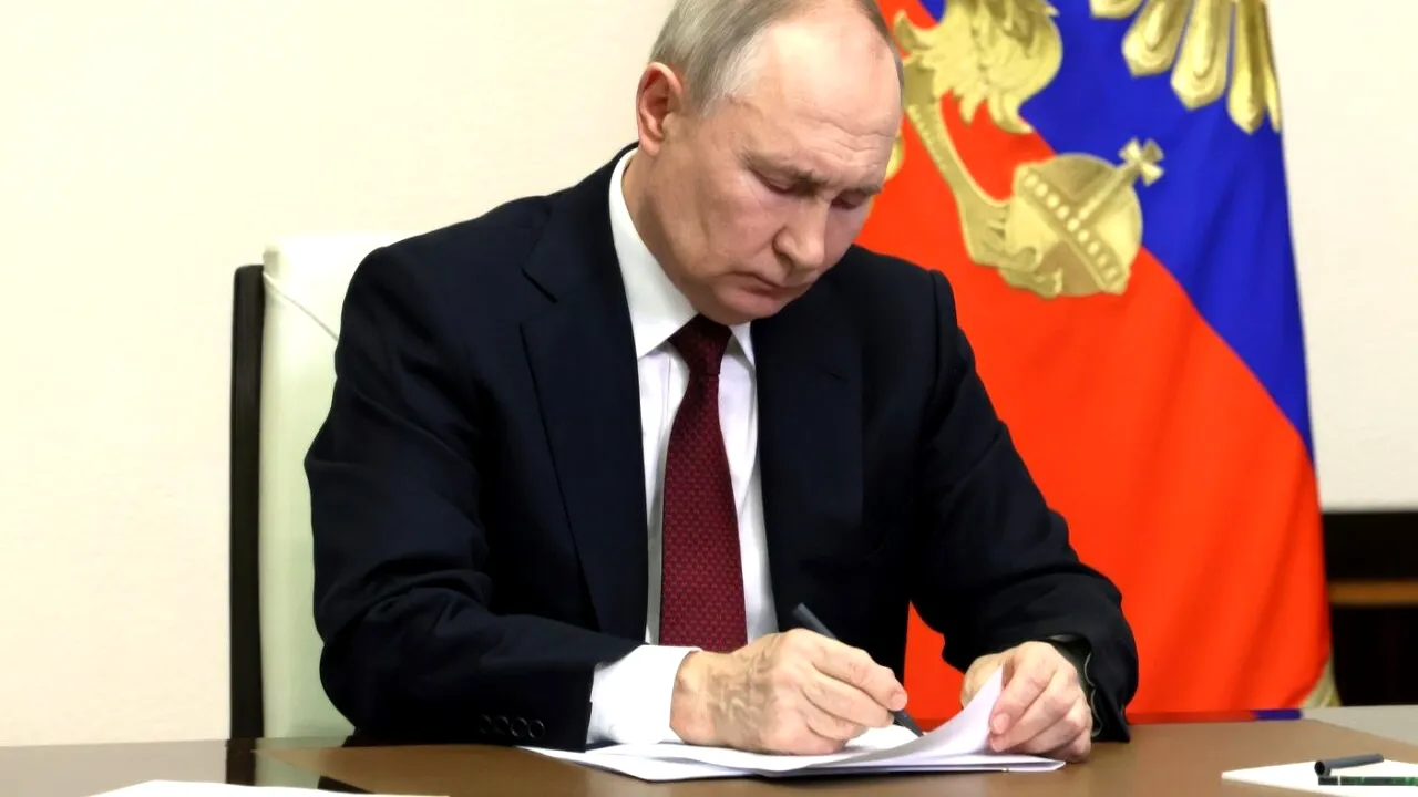 În 2022, Rusia a avut „ușa” deschisă pentru a invada Ucraina. „Efortul personal al lui Putin și produsul OBSESIILOR sale”