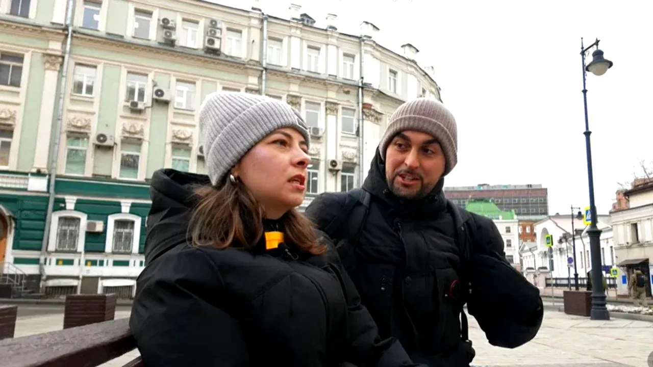 Ce au pățit doi vloggeri români care au vrut să intre în Rusia cu vize de Ucraina. „Am fost dezbrăcați cu totul și interogați”