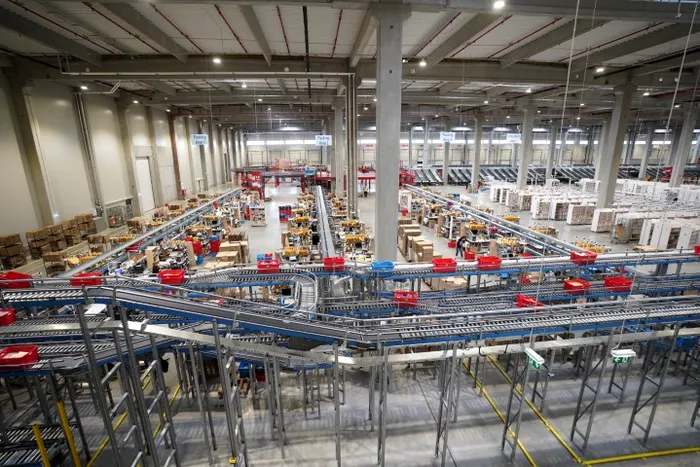 eMag anunță comenzi de 151 milioane de lei în primele 30 de minute de la începerea Black Friday / Cu cât s-a vândut un Volkswagen T-Cross