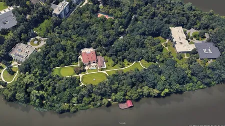 Mini-teren de GOLF cu trei găuri pentru președintele Iohannis și la reședința de la Vila Lac 3