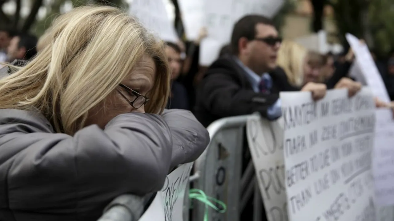 Cipru a adoptat legi pentru controlul capitalului și restructurarea băncilor