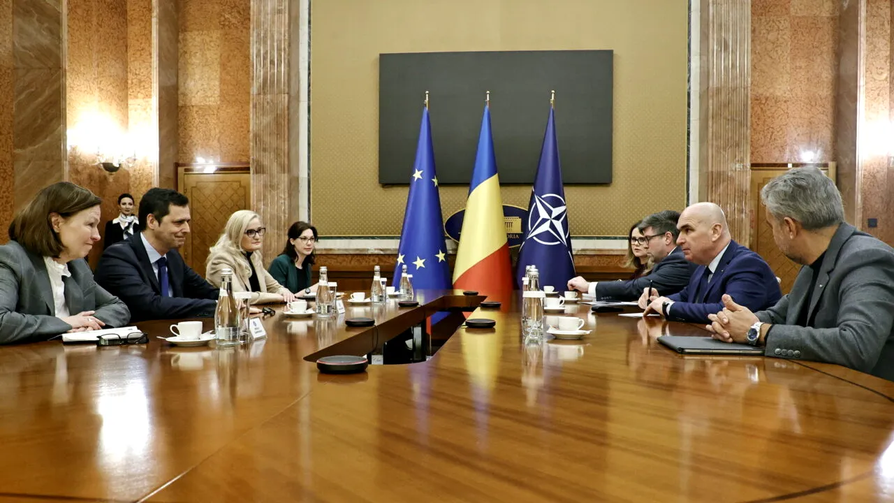 Bolojan a discutat cu E.ON și ambasadoarea Germaniei despre întârzierile plăților din schema de plafonare a prețurilor la energie