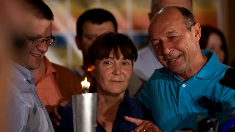 Reproșul lui Băsescu la adresa lui Macovei: Ai garantată pensia de 4000 de euro de la Parlamentul European și acum vii și la prezidențiale că vrei să ne jucăm