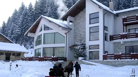 Chiar dacă este în scenariul roșu, localitatea Bran nu este carantinată! Interesele financiare sunt mai mari decât rata incidenței de 3 la mia de locuitori!