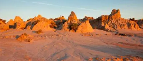 Descoperire remarcabilă în Australia: ce ''ascunde'' de zeci de mii de ani acest deșert